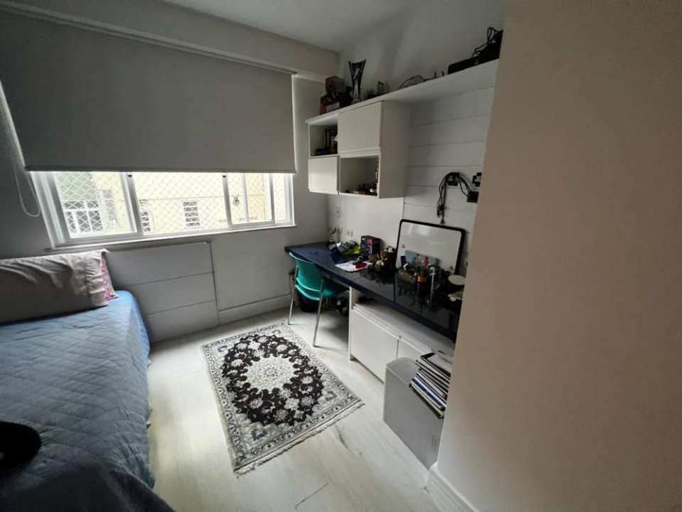 Apartamento à venda com 3 quartos, 180m² - Foto 8