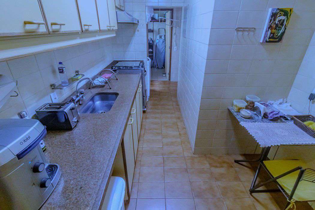 Apartamento à venda com 3 quartos, 137m² - Foto 19