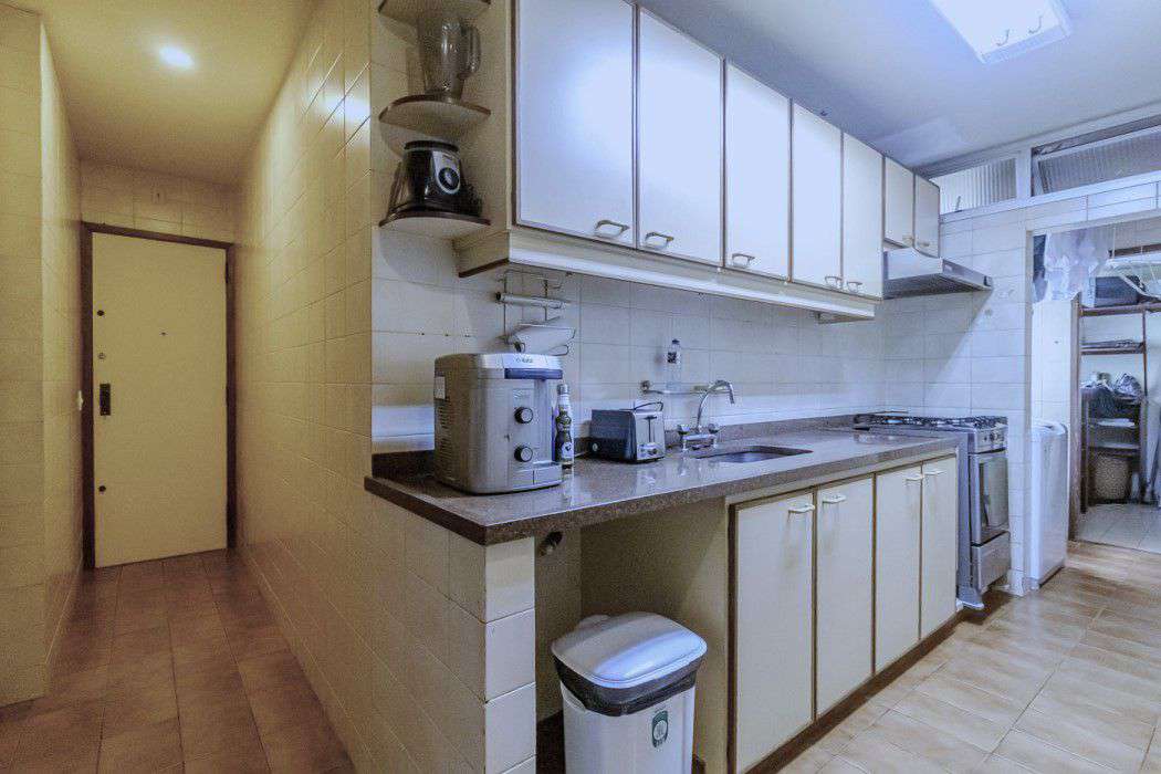 Apartamento à venda com 3 quartos, 137m² - Foto 20