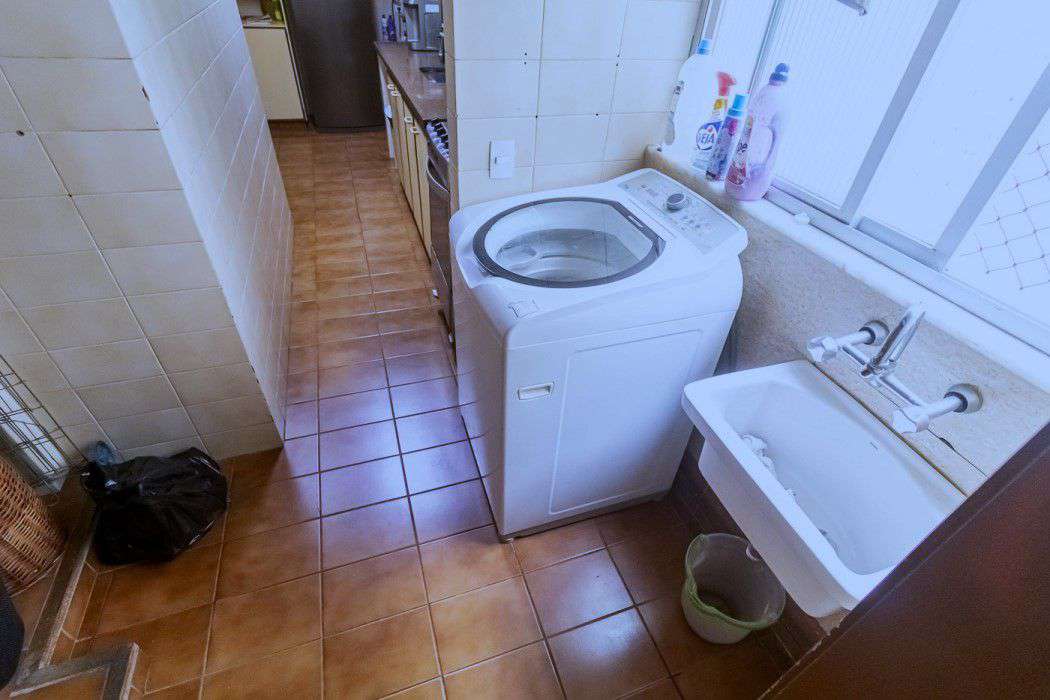 Apartamento à venda com 3 quartos, 137m² - Foto 23