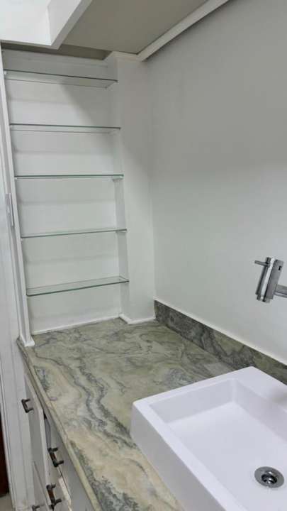 Apartamento à venda com 3 quartos, 146m² - Foto 10