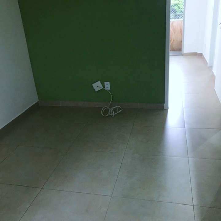 Apartamento à venda com 1 quarto, 40m² - Foto 5