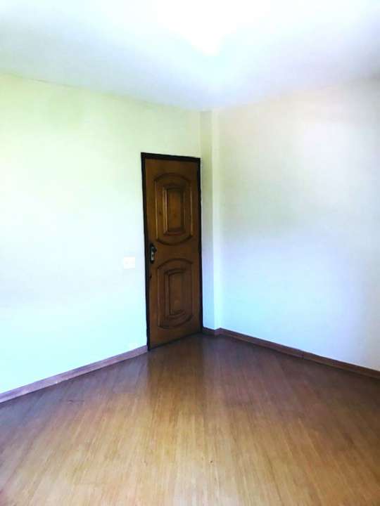 Apartamento à venda com 2 quartos, 60m² - Foto 1