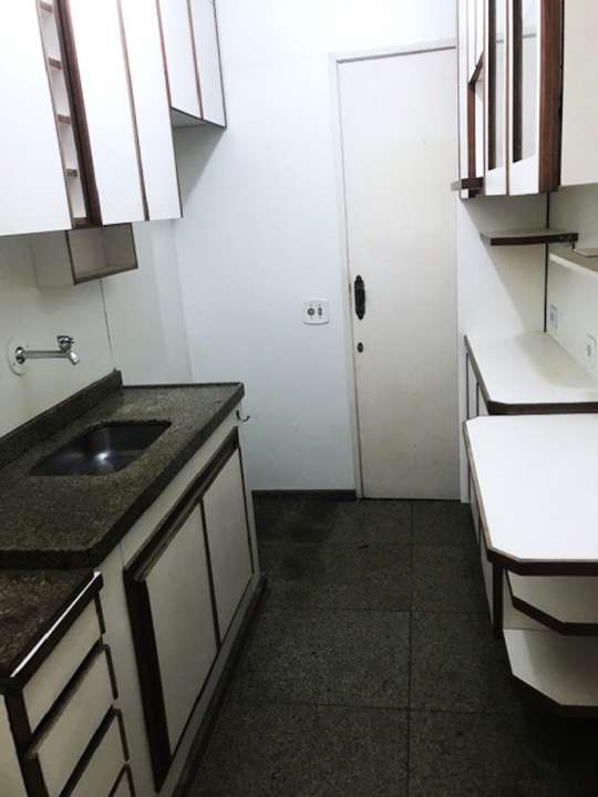 Apartamento à venda com 2 quartos, 60m² - Foto 12