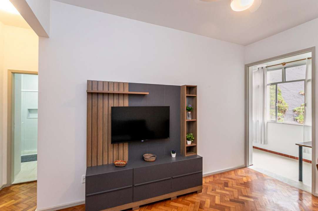 Apartamento à venda com 1 quarto, 50m² - Foto 4