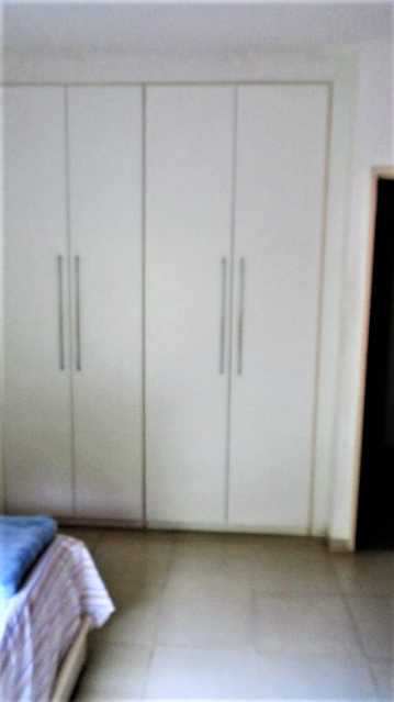 Apartamento à venda com 3 quartos, 130m² - Foto 7