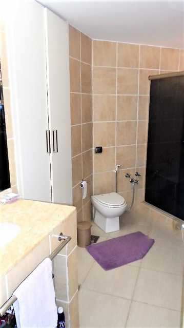 Apartamento à venda com 3 quartos, 130m² - Foto 10