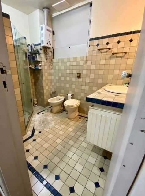 Apartamento à venda com 4 quartos, 200m² - Foto 11