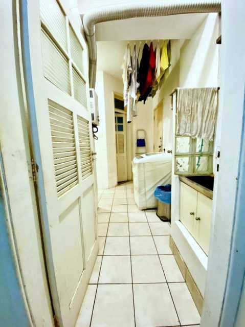 Apartamento à venda com 4 quartos, 200m² - Foto 14