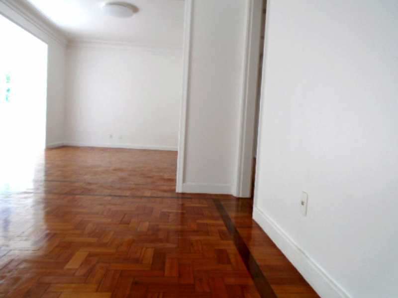 Apartamento à venda com 4 quartos, 210m² - Foto 7