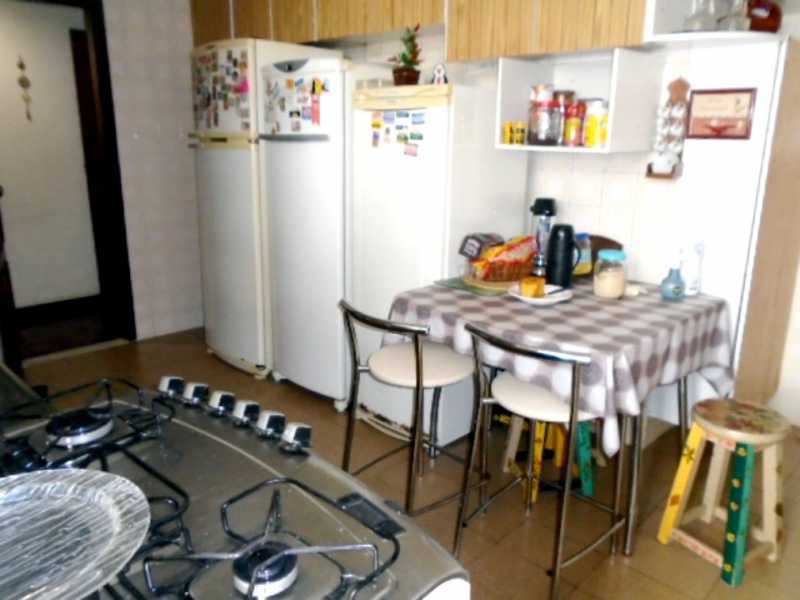 Apartamento à venda com 4 quartos, 166m² - Foto 19