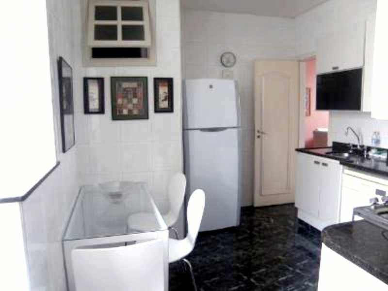 Apartamento à venda com 4 quartos, 141m² - Foto 17