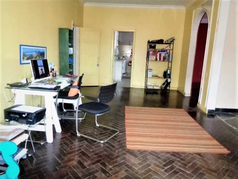 Apartamento à venda com 4 quartos, 370m² - Foto 7