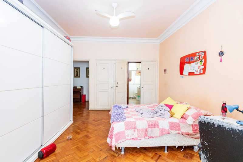 Apartamento à venda com 3 quartos, 300m² - Foto 9