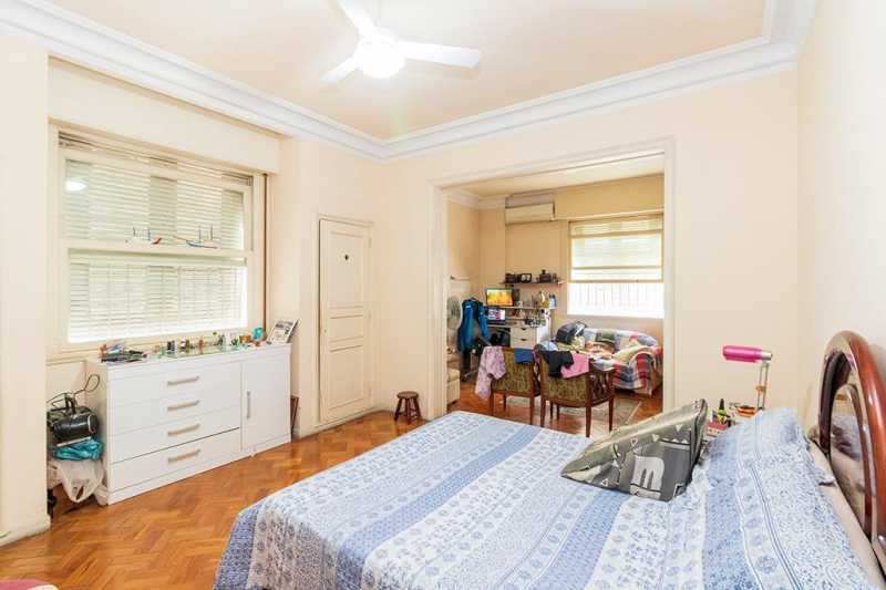 Apartamento à venda com 3 quartos, 300m² - Foto 12