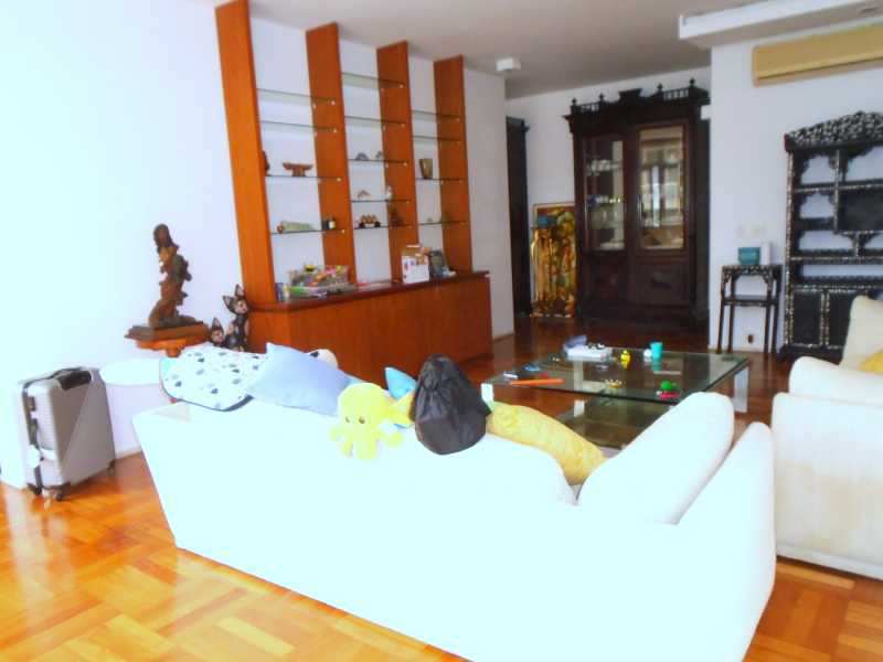 Apartamento à venda com 4 quartos, 320m² - Foto 7