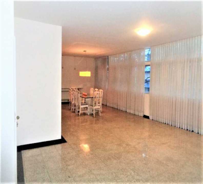 Apartamento à venda com 4 quartos, 290m² - Foto 1