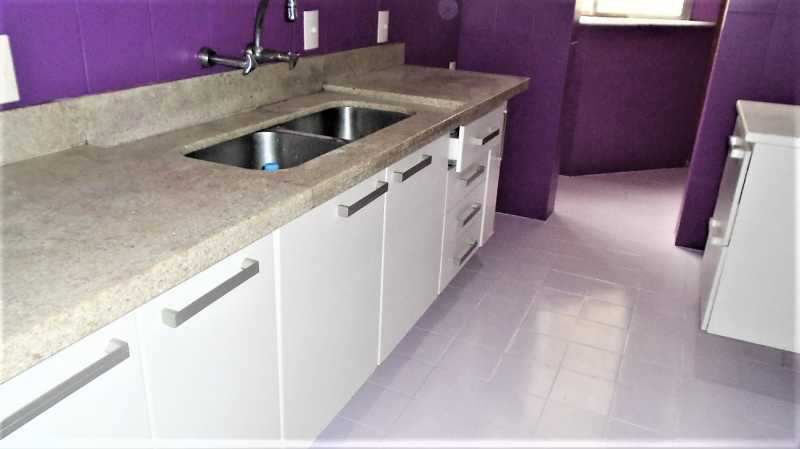 Apartamento à venda com 3 quartos, 106m² - Foto 18