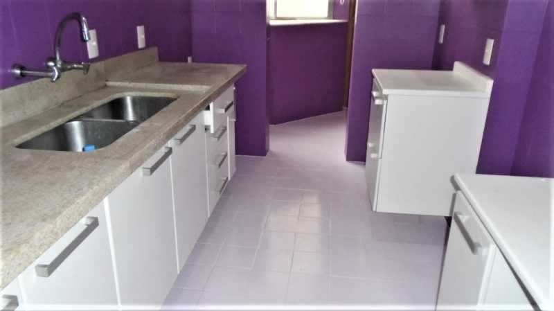 Apartamento à venda com 3 quartos, 106m² - Foto 19