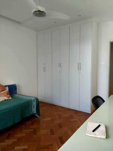 Apartamento à venda com 3 quartos, 138m² - Foto 12