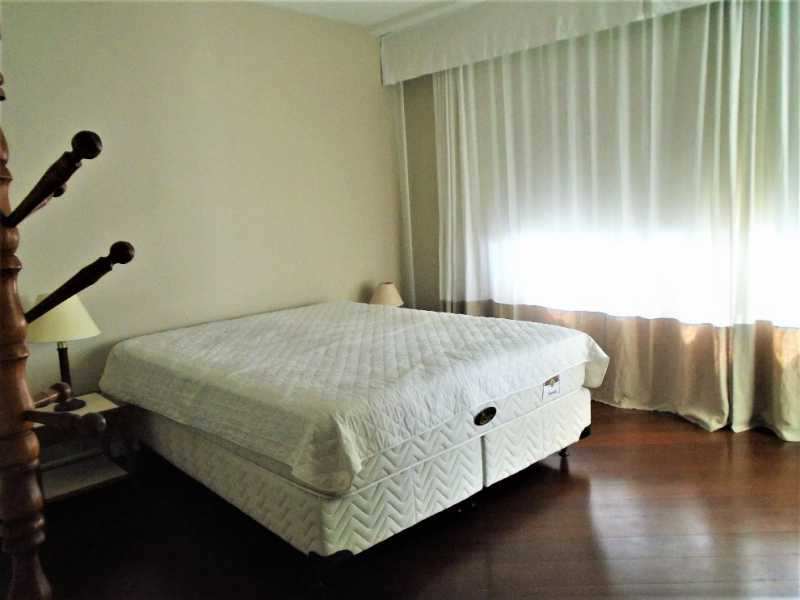 Apartamento à venda com 4 quartos, 195m² - Foto 8