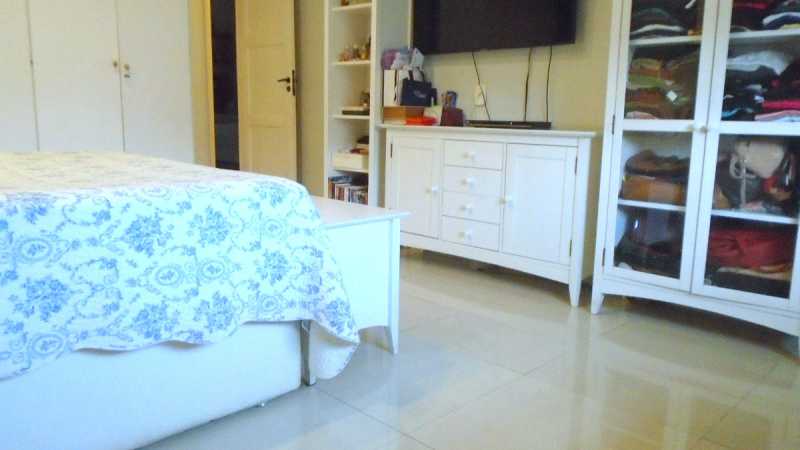 Apartamento à venda com 4 quartos, 170m² - Foto 15