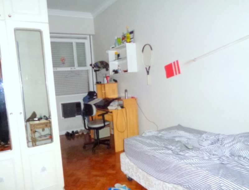 Apartamento à venda com 4 quartos, 220m² - Foto 5