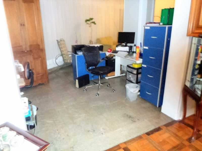 Apartamento à venda com 4 quartos, 220m² - Foto 7