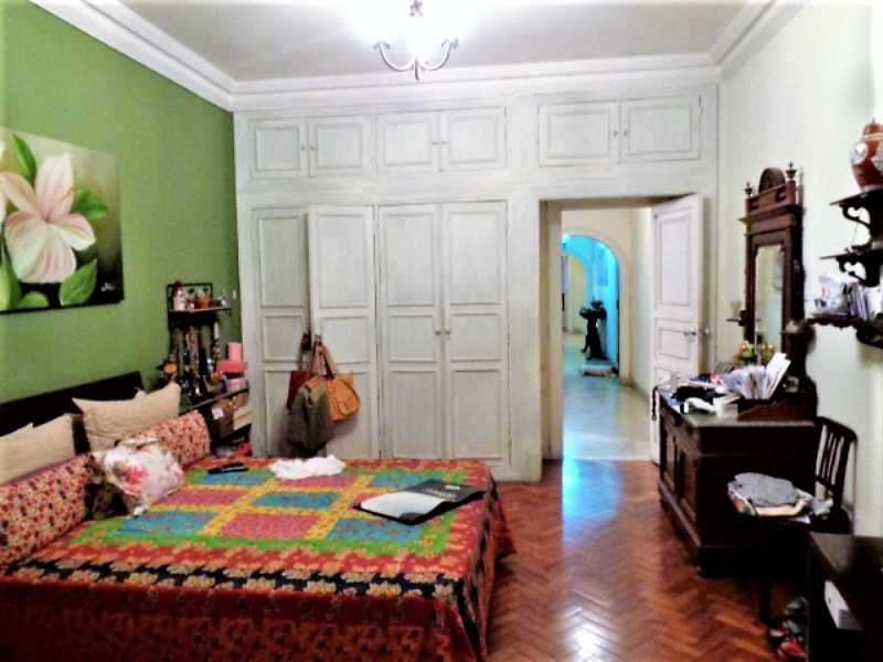 Apartamento à venda com 4 quartos, 270m² - Foto 9