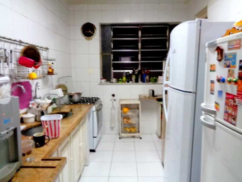 Apartamento à venda com 4 quartos, 270m² - Foto 19