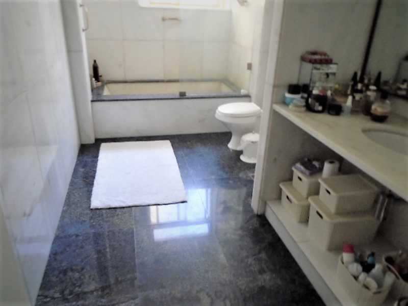 Apartamento à venda com 4 quartos, 366m² - Foto 13