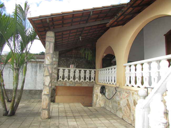 Casa Triângulo,Pedro Leopoldo,MG À Venda,3 Quartos - vcs034 - 1