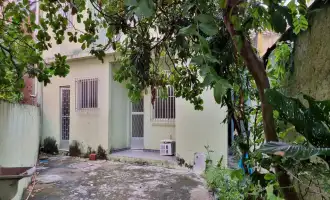 Conheça Casa à venda Rua Alberto Nepomuceno,Rio de Janeiro,RJ - R$ 168.000 - 403 - 16 Casa à venda Rua Alberto Nepomuceno,Rio de Janeiro,RJ - R$ 168.000 - 403 - 16